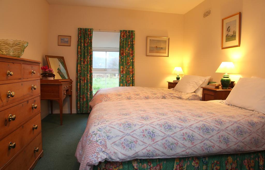 Inverawe Cottages Taynuilt Room photo