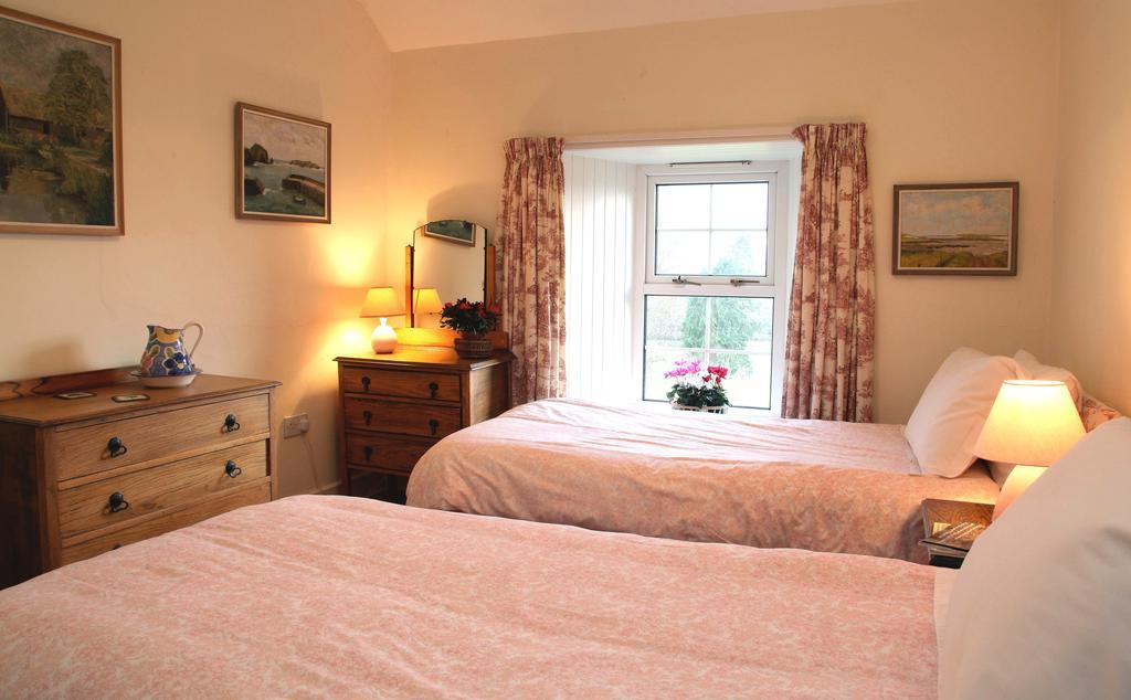 Inverawe Cottages Taynuilt Room photo